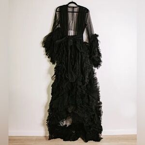 Photoshoot Robe Black